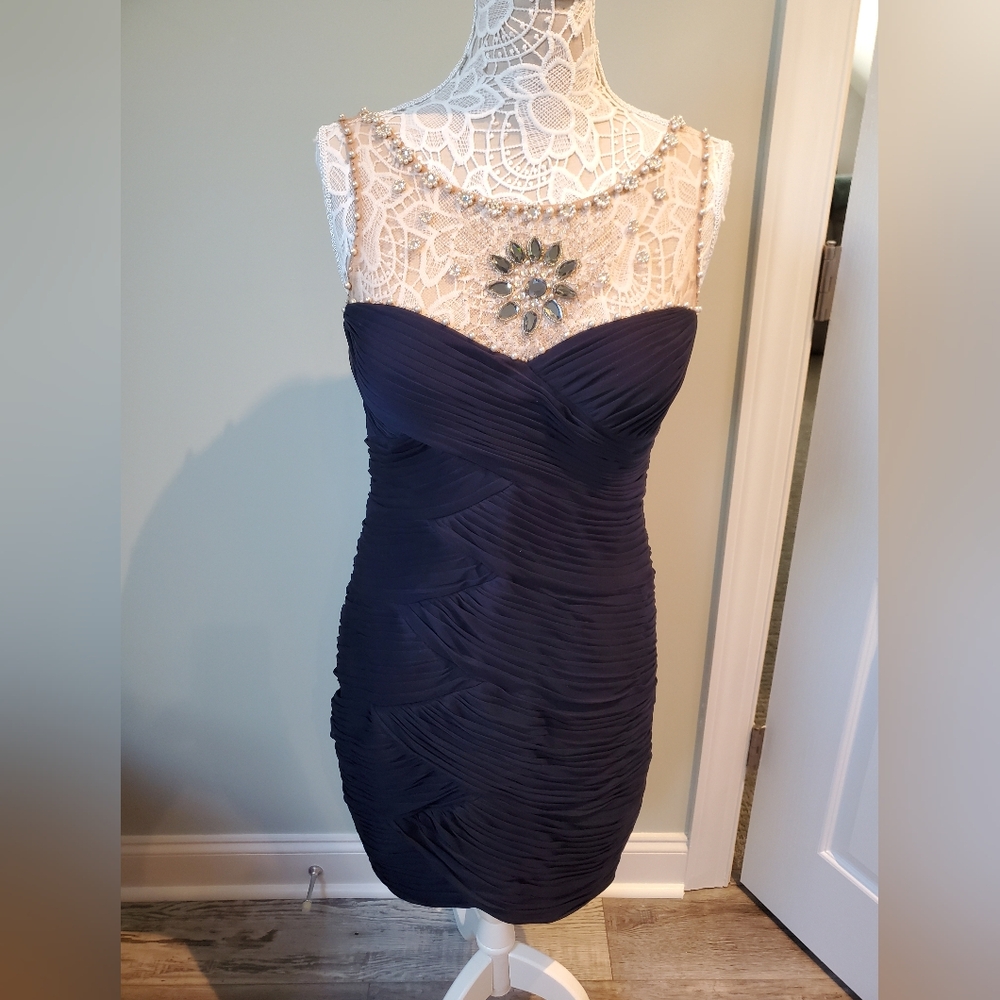 Elegant Navy Blue Dress with Lace Detail